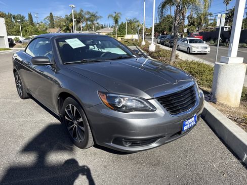 Used 2013 Chrysler 200 S image 7