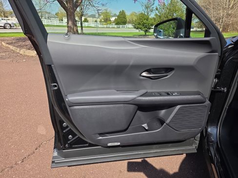 New 2026 Lexus UX 300h AWD image 7
