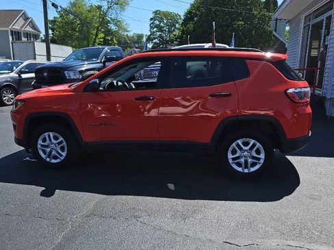 Used 2018 Jeep Compass Sport w/ Tech Group AWD/4WD image 7