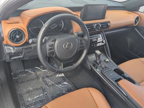 Used 2025 Lexus IS 350 F Sport image 10