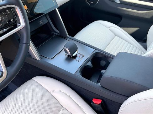 Certified 2025 Land Rover Discovery Sport S AWD/4WD image 16