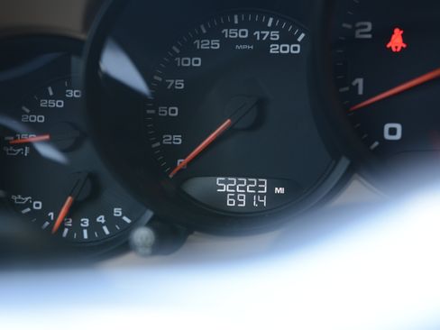 Certified 2014 Porsche 911 Carrera RWD image 19