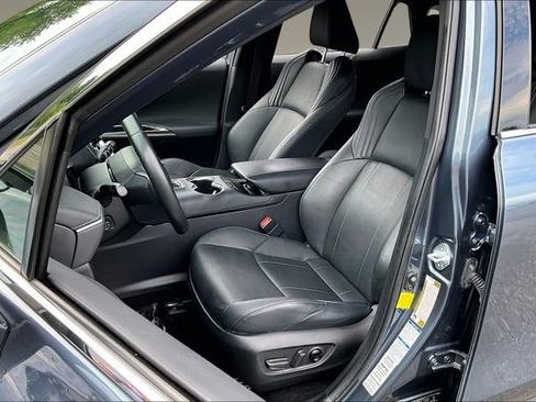 Used 2021 Toyota Venza XLE w/ Softex Package AWD/4WD image 20