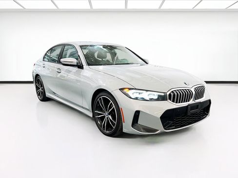 Used 2024 BMW 330i Sedan w/ M Sport Package image 3