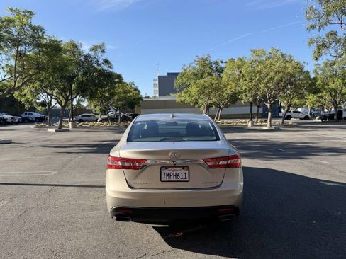 Used 2015 Toyota Avalon Limited FWD image 4