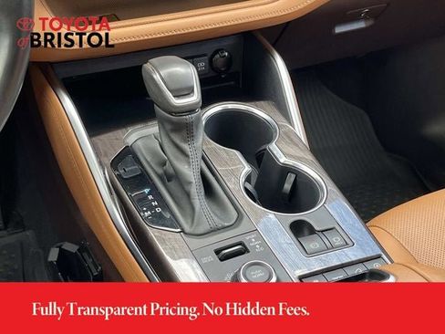 Used 2021 Toyota Highlander Platinum AWD/4WD image 14