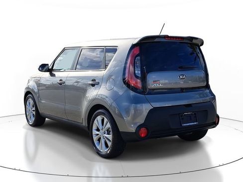 Used 2015 Kia Soul + w/ Audio Package image 3