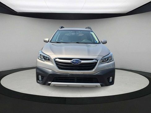 Used 2020 Subaru Outback Limited XT w/ Popular Package #2 AWD/4WD image 3
