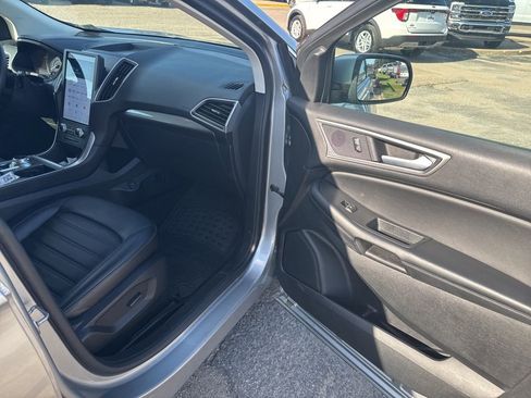 Used 2024 Ford Edge SEL image 42