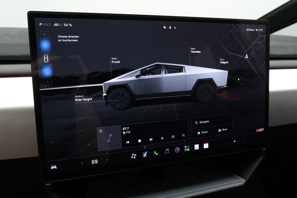Used 2024 Tesla Cybertruck Cyberbeast AWD/4WD image 28