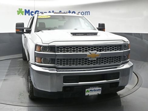 Used 2019 Chevrolet Silverado 3500 W/T w/ WT Convenience Package AWD/4WD image 5