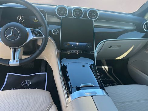 Certified 2025 Mercedes-Benz GLC 350e 4MATIC image 10