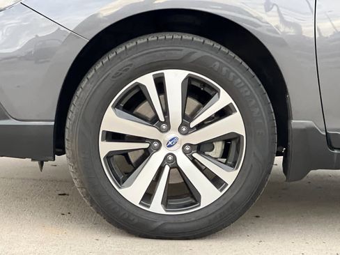 Used 2019 Subaru Outback 2.5i Limited w/ Popular Package #2 image 27