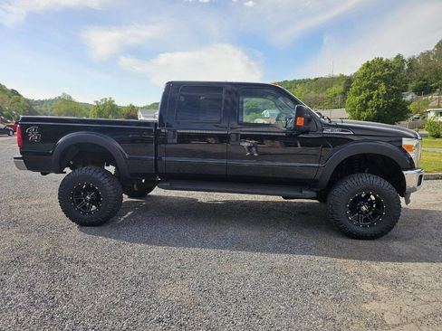 Used 2016 Ford F350 XLT AWD/4WD image 4