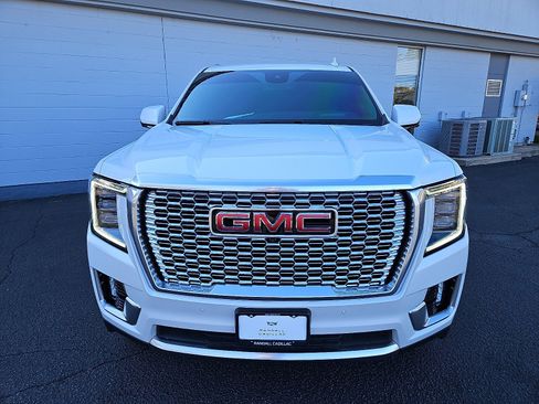 Used 2024 GMC Yukon Denali image 6