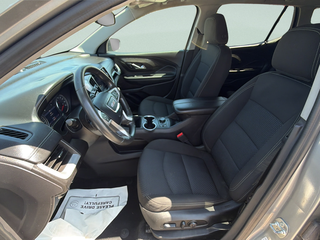 Used 2024 GMC Terrain SLE w/ Driver Convenience Package FWD image 18