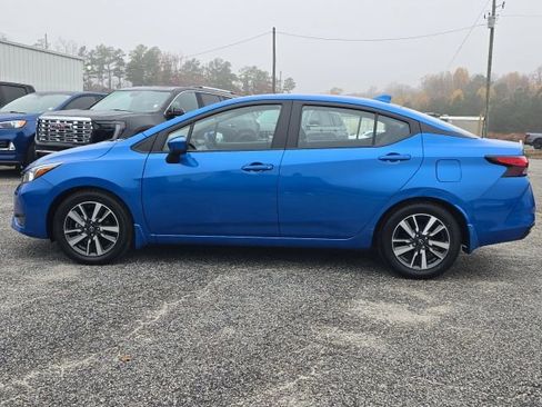 Used 2024 Nissan Versa SV w/ Trunk Package image 2