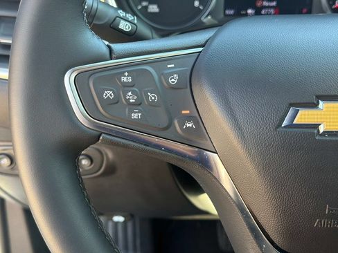 Used 2024 Chevrolet Equinox Premier AWD/4WD image 32