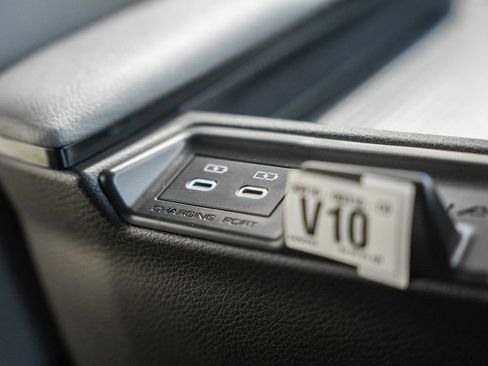 New 2026 Toyota Sienna XLE AWD/4WD image 35