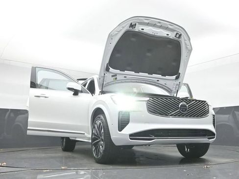 New 2026 Volvo XC90 B6 Plus image 56