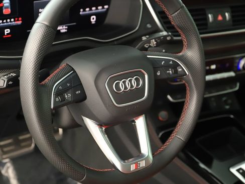 Certified 2022 Audi SQ5 Prestige w/ Prestige Package AWD/4WD image 16