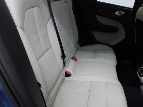 Used 2023 Volvo XC40 B4 Plus w/ Driver Assist Package image 22