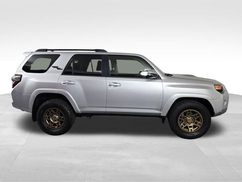 Used 2023 Toyota 4Runner TRD Off-Road Premium AWD/4WD image 8