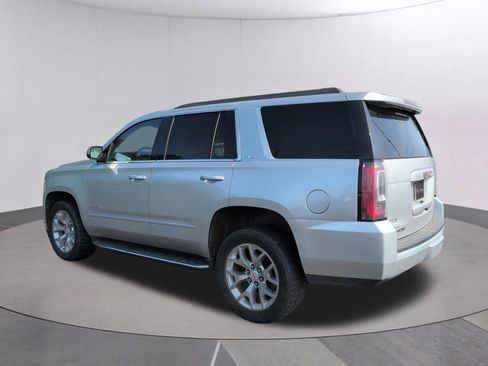 Used 2018 GMC Yukon SLE w/ SLE Value Package RWD image 3