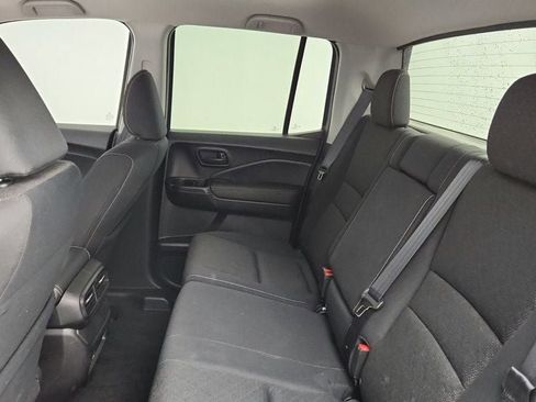 Used 2025 Honda Ridgeline Sport image 21