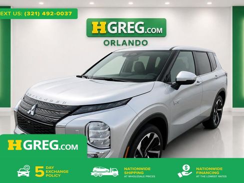 Used 2024 Mitsubishi Outlander SE AWD/4WD image 1