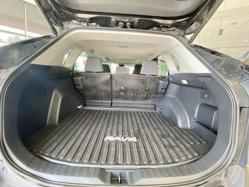 Used 2024 Toyota RAV4 XLE w/ Convenience Package AWD/4WD image 26