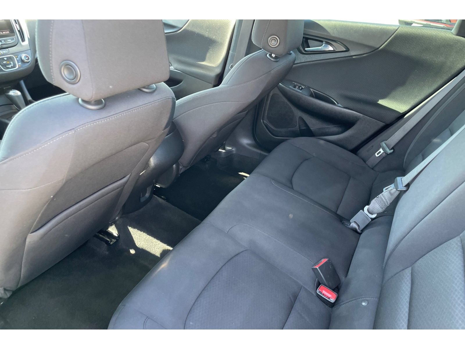 Used 2020 Chevrolet Malibu LS FWD image 13
