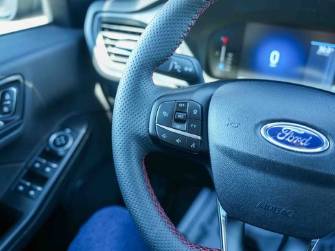 Used 2023 Ford Escape ST-Line w/ Tech Pack #1 AWD/4WD image 34