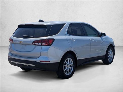 Used 2022 Chevrolet Equinox LT FWD image 5