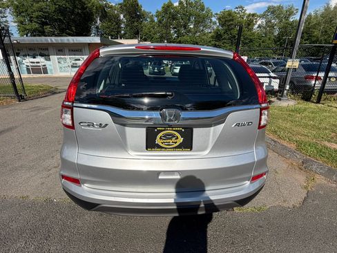 Used 2015 Honda CR-V LX image 5