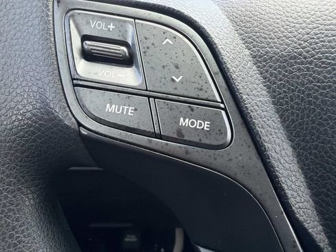 Used 2017 Hyundai Santa Fe Sport FWD image 20