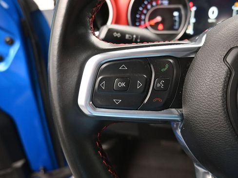 Used 2022 Jeep Gladiator Rubicon AWD/4WD image 29