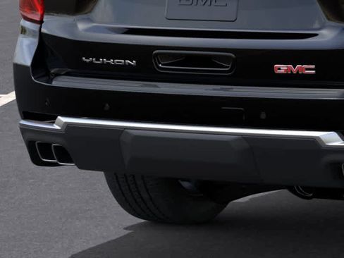 New 2026 GMC Yukon XL Denali w/ Denali Reserve Package AWD/4WD image 14