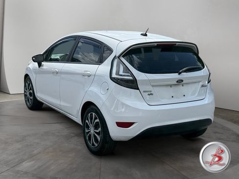 Used 2017 Ford Fiesta SE FWD image 5