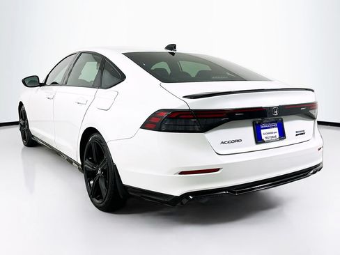 Used 2024 Honda Accord Sport image 6