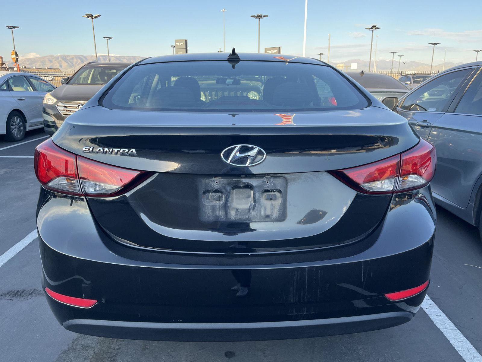 Used 2016 Hyundai Elantra Value Edition FWD image 4