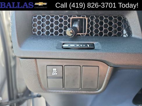Used 2025 Honda CR-V EX image 18