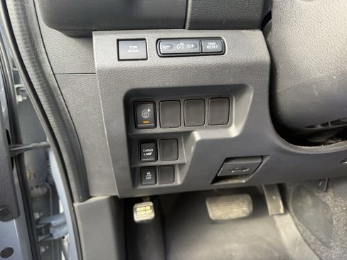 Used 2022 Nissan Frontier Pro-X w/ Technology Package image 17