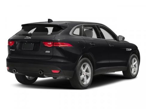 Used 2017 Jaguar F-PACE Prestige image 2