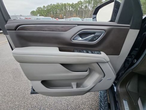 Used 2021 Chevrolet Tahoe Z71 image 27