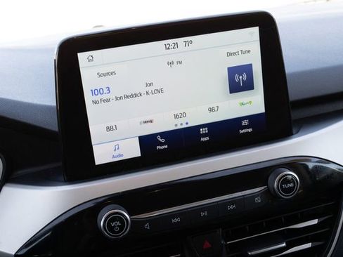 Used 2022 Ford Escape SE image 27