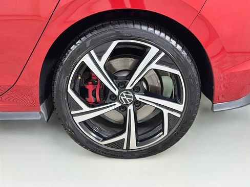 Used 2024 Volkswagen GTI SE FWD image 33