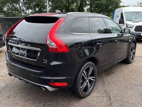 Used 2017 Volvo XC60 T6 R-Design w/ Climate Package AWD/4WD image 6