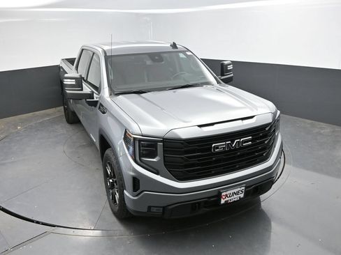 Used 2024 GMC Sierra 1500 Elevation w/ Max Trailering Package AWD/4WD image 27