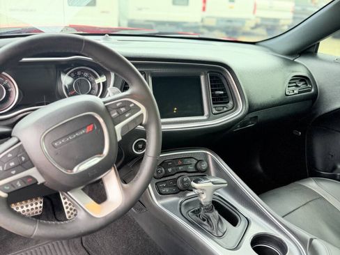 Used 2015 Dodge Challenger SXT Plus w/ Sound Group II RWD image 7